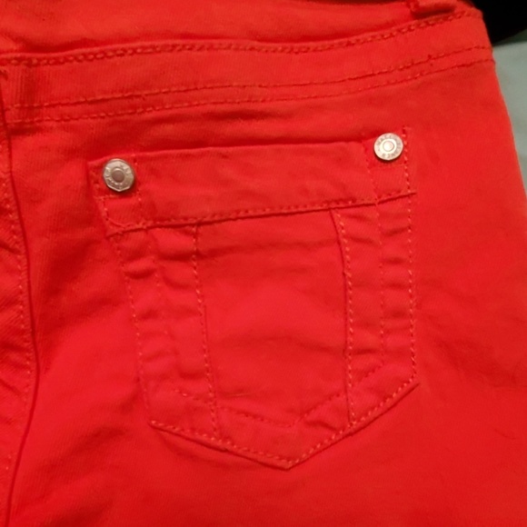 Wallflower shorts - Picture 3 of 5